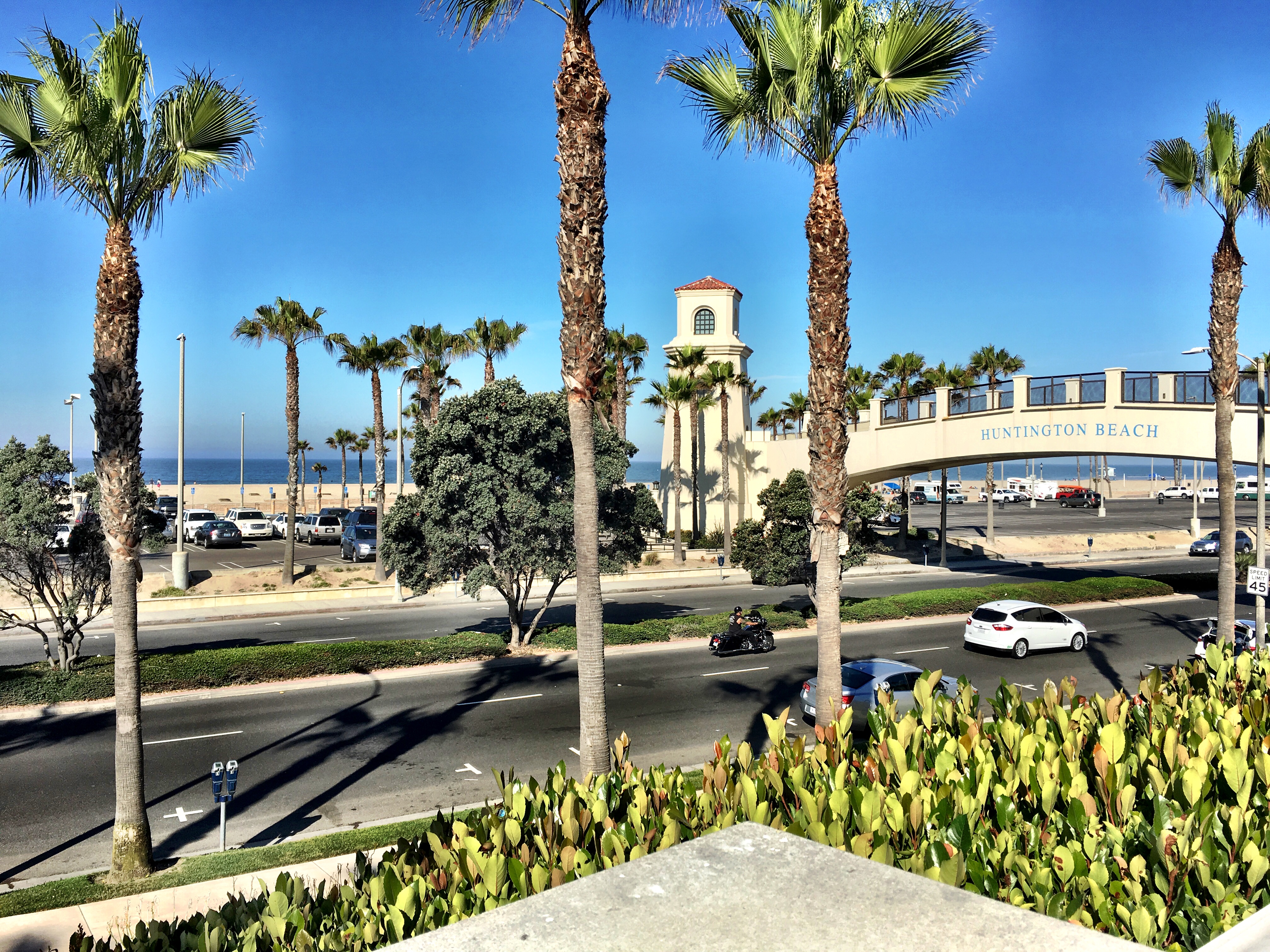 Review Hyatt Regency Huntington Beach Resort and Spa (and